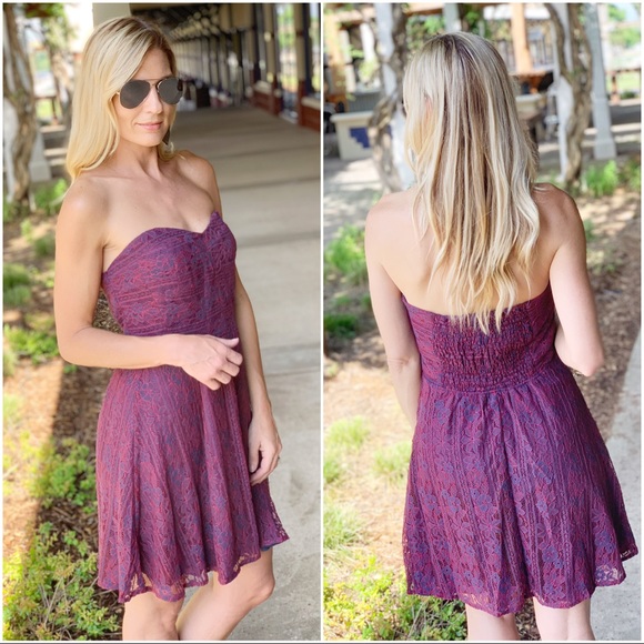 ✨RESTOCKED✨ROMANCE ME LACE DRESS-PLUM - Picture 2 of 2